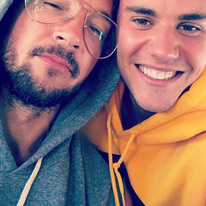So Singer Justin Bieber And Pastor Lentz Have Been Seen Throwing Back Shots And Serving A Lil PDA. Let’s Break Down The Relationship.
