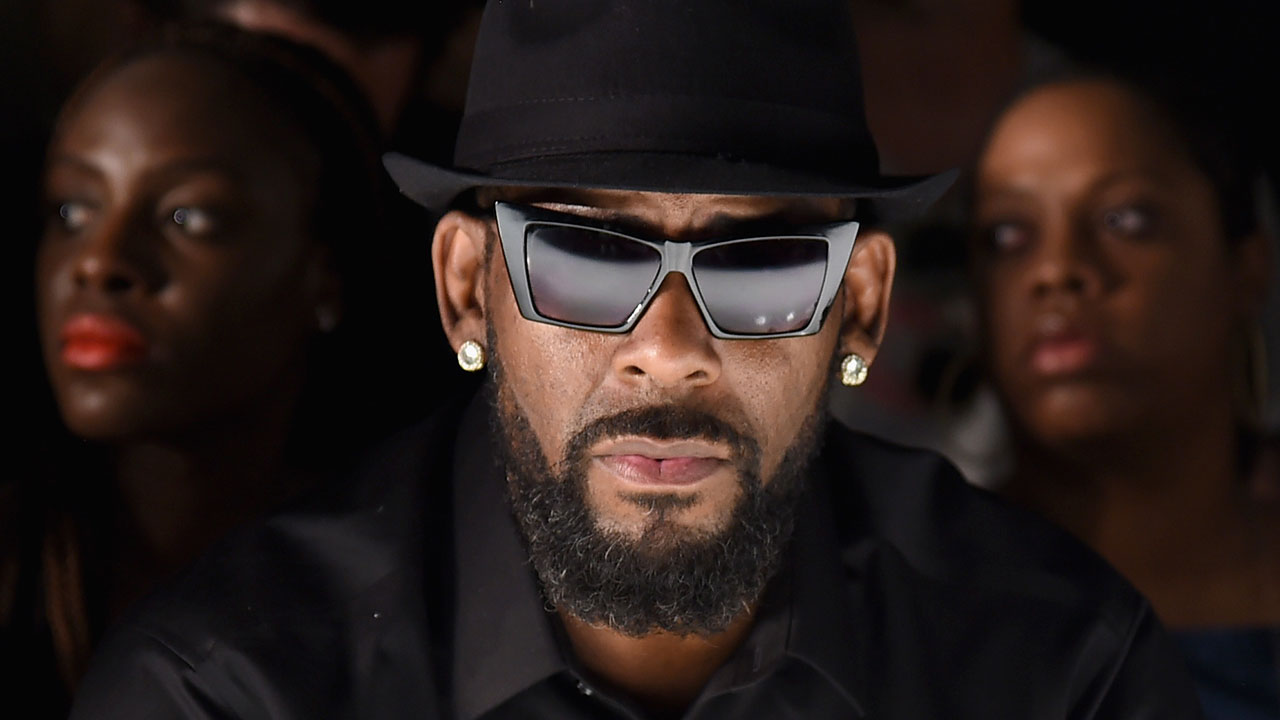 Lifetime Is Set To Debut Surviving R. Kelly Tonight!