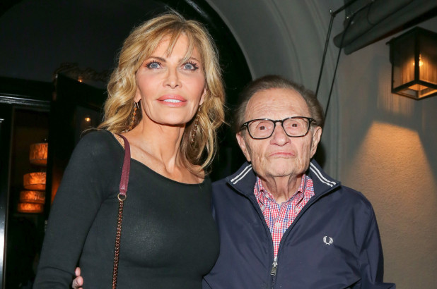 Larry King Files For Divorce From 7th Wife With Encouragement From Sons
