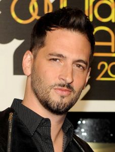 Singer/songwriter Jon B. arrives at the 2013 Soul Train Awards at the Orleans Arena on Friday, Nov. 8, 2013 in Las Vegas. (Photo by Frank Micelotta/Invision/AP)