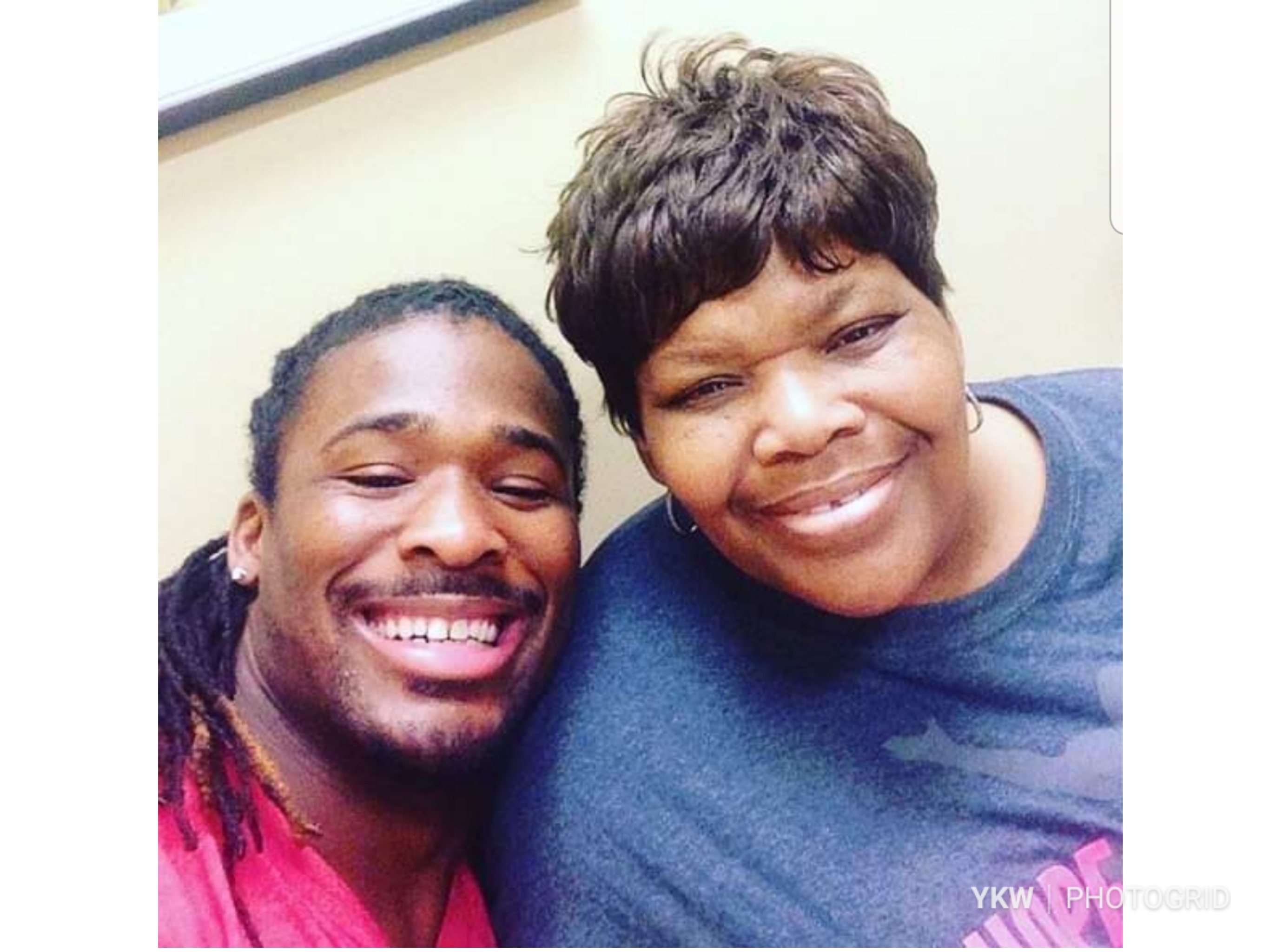 Former NFL Star DeAngelo Williams Sponsored Over 500 Mammograms To Honor Mom Who Died Of Breast Cancer