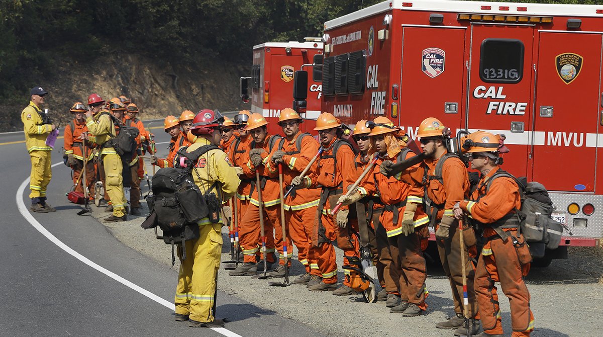 California Inmates Fight Wildfires But Can’t Become Firefighters After Prison
