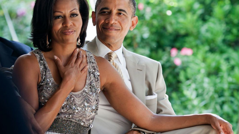 Michelle And Barack Obama Share Sweet Messages To Each Other On Their 27th Anniversary