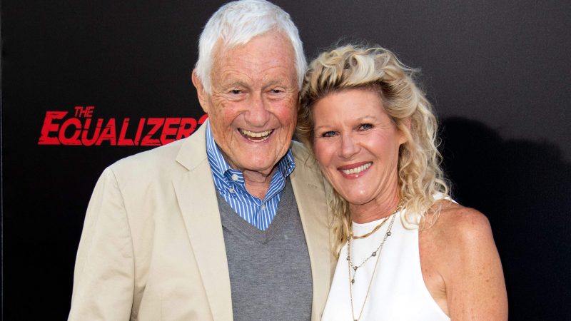 Alley Mills Husband, Actor Orson Bean Dead At 91 After Being Hit By Two Cars