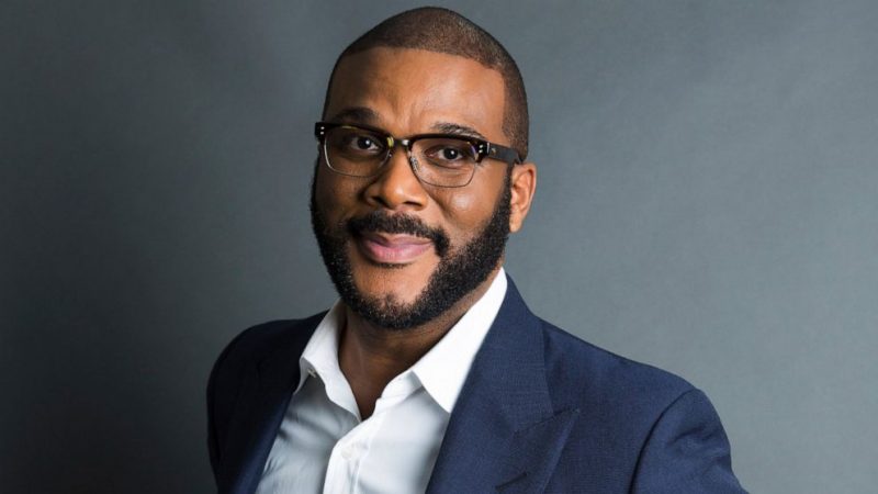 Tyler Perry Gives 42 Atlanta Restaurant Employees A $21,000 Tip