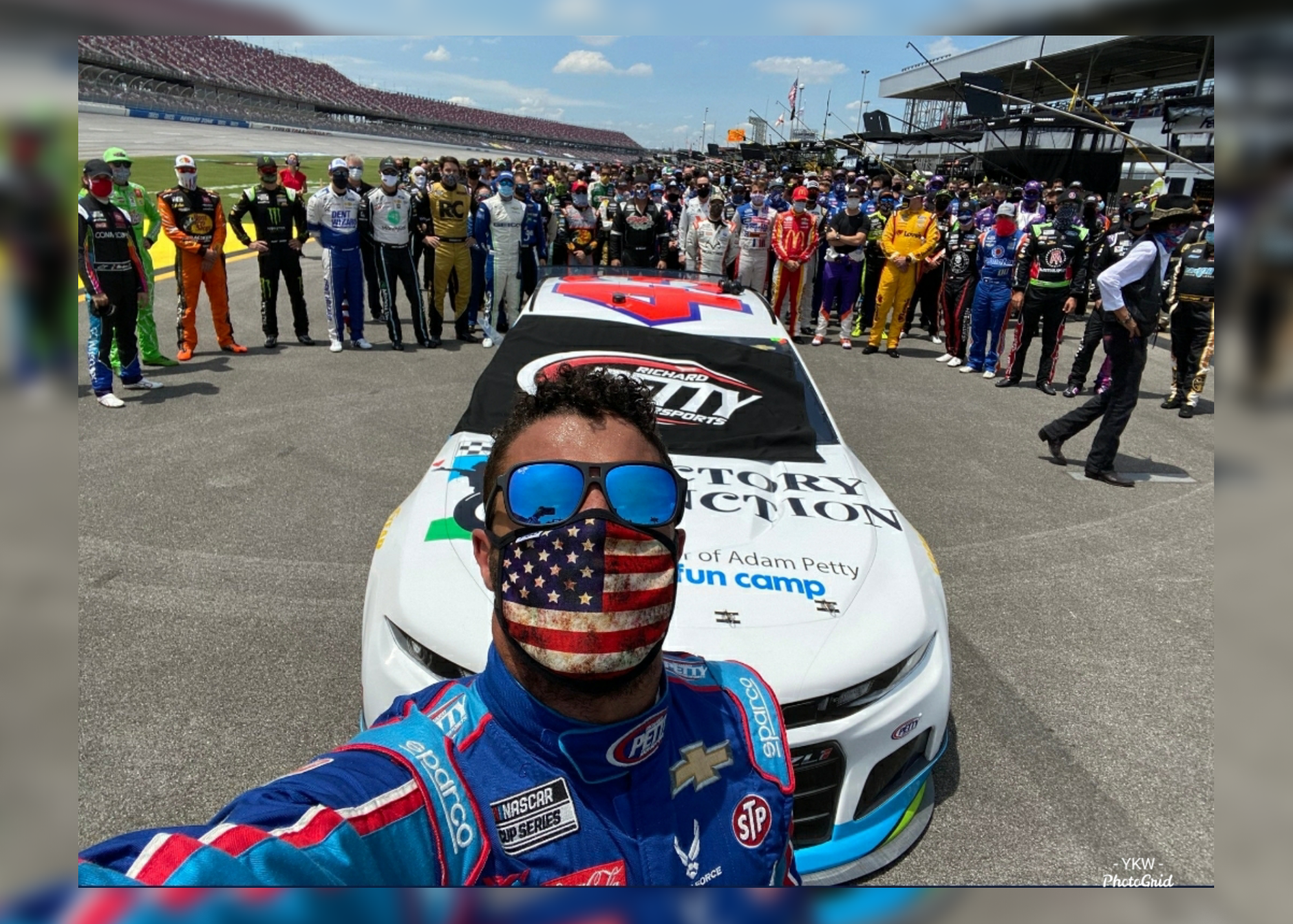 NASCAR Rallies Around Bubba Wallace After Noose Was Found In His Garage