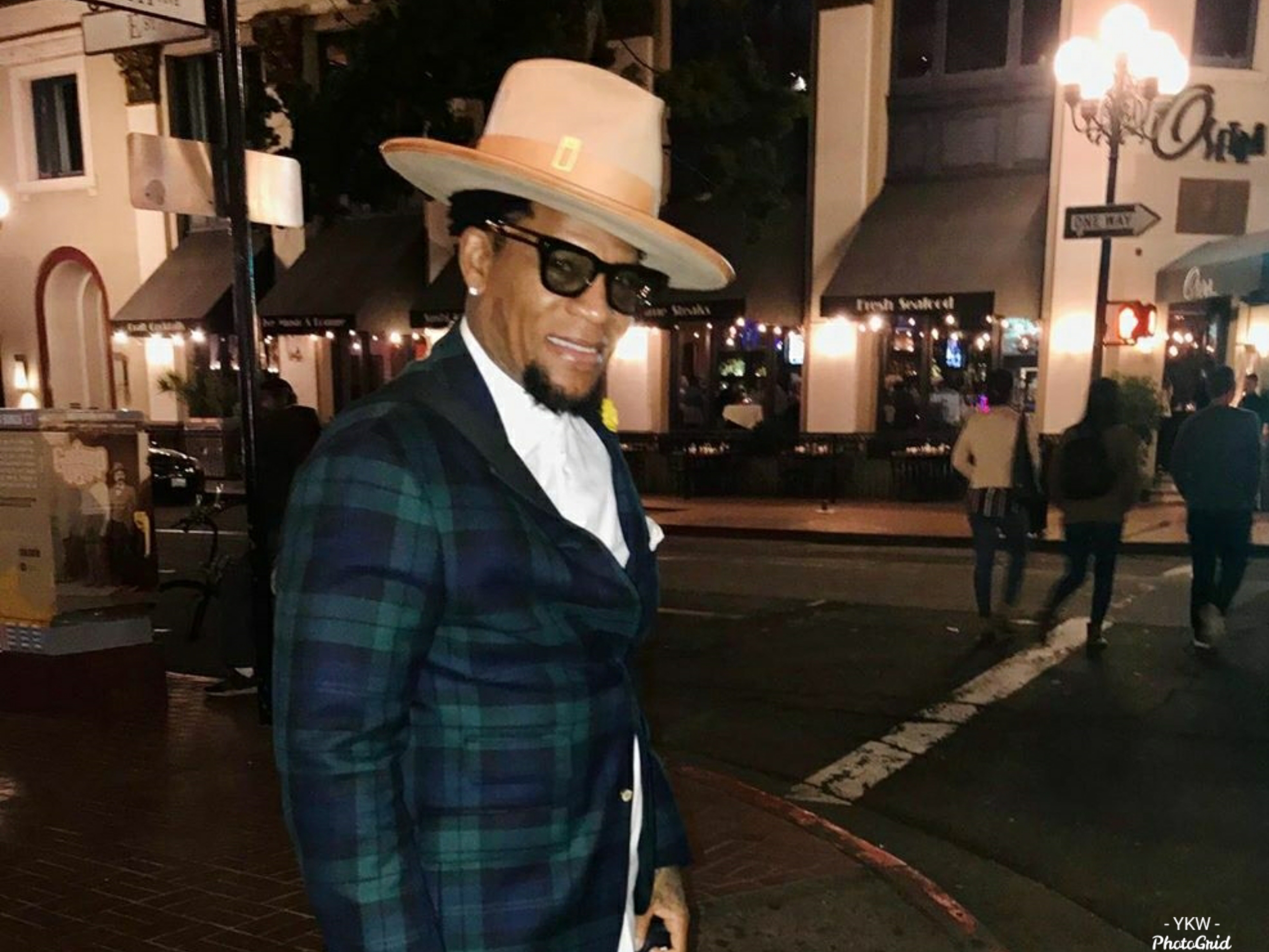 D.L. Hughley Collapses On Stage During Nashville Comedy Show, Rep Says “He Is Gonna Be Okay”