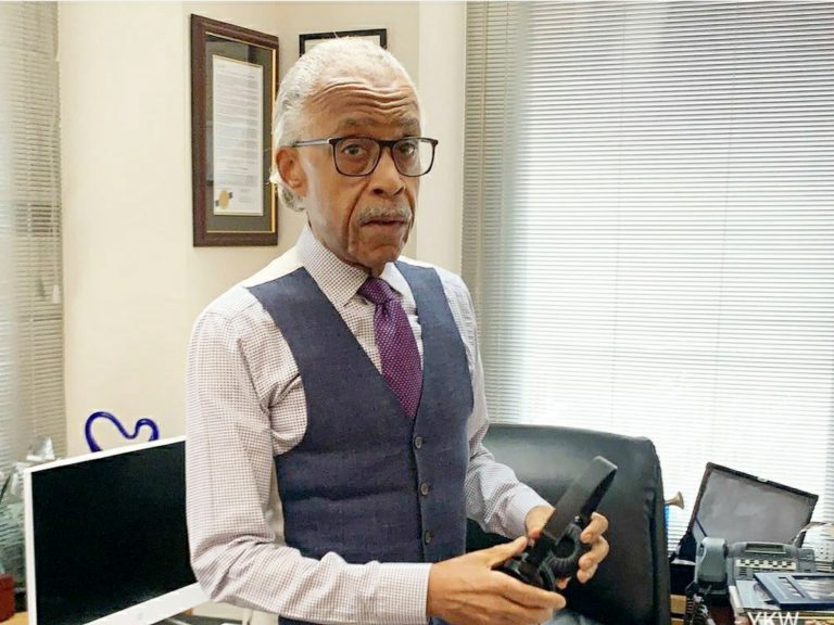 Rev. Al Sharpton files for divorce.