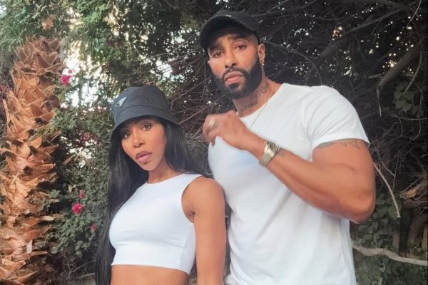 Actors KJ Smith and Skyh Black Expecting First Child Together