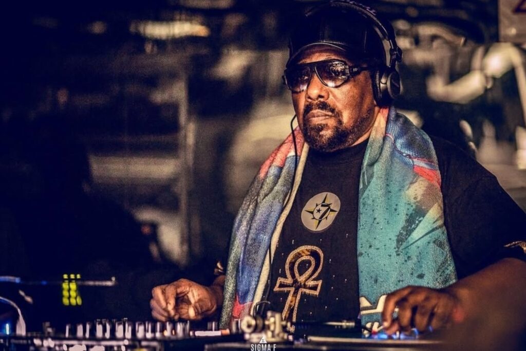 Afrika Bambaataa